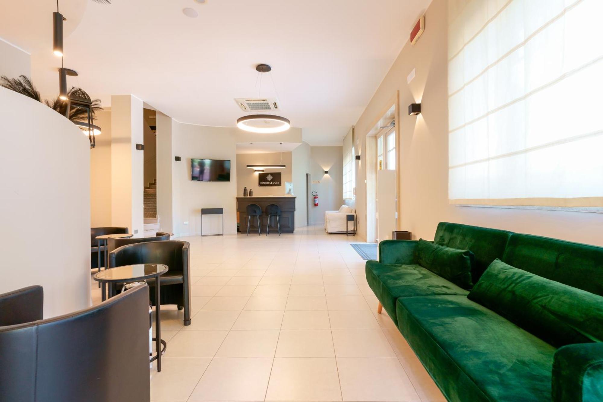 Dimora Lucia Hotel Мартина-Франка Экстерьер фото