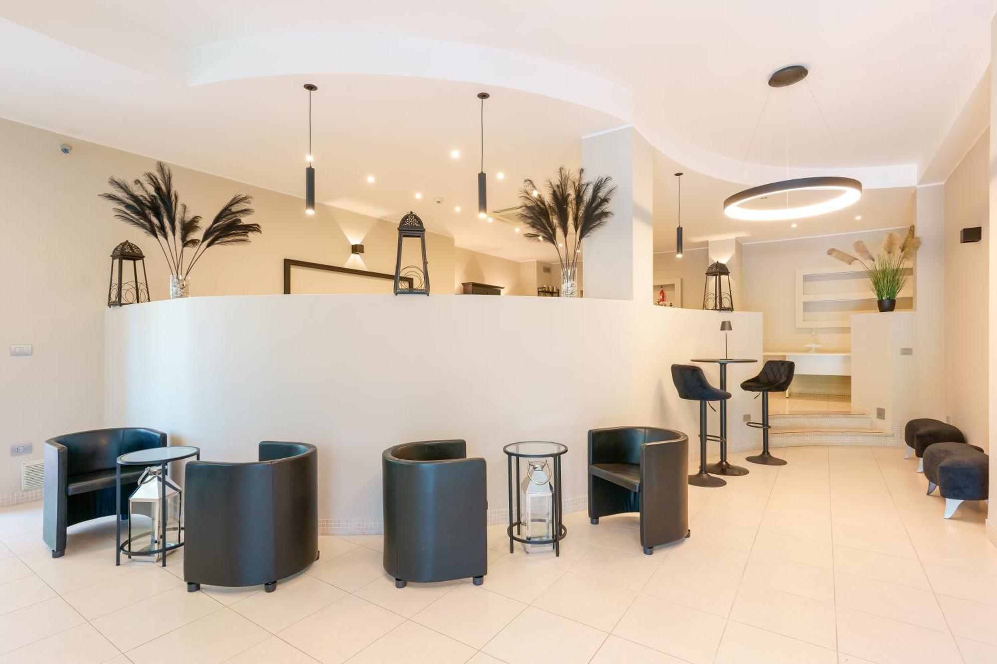 Dimora Lucia Hotel Мартина-Франка Экстерьер фото