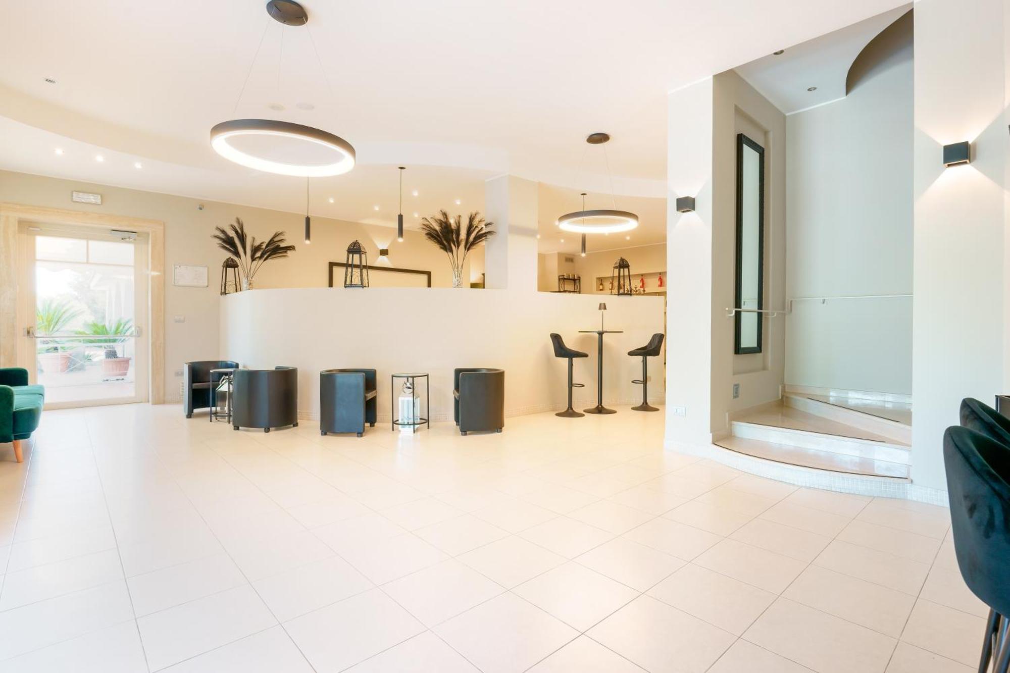 Dimora Lucia Hotel Мартина-Франка Экстерьер фото